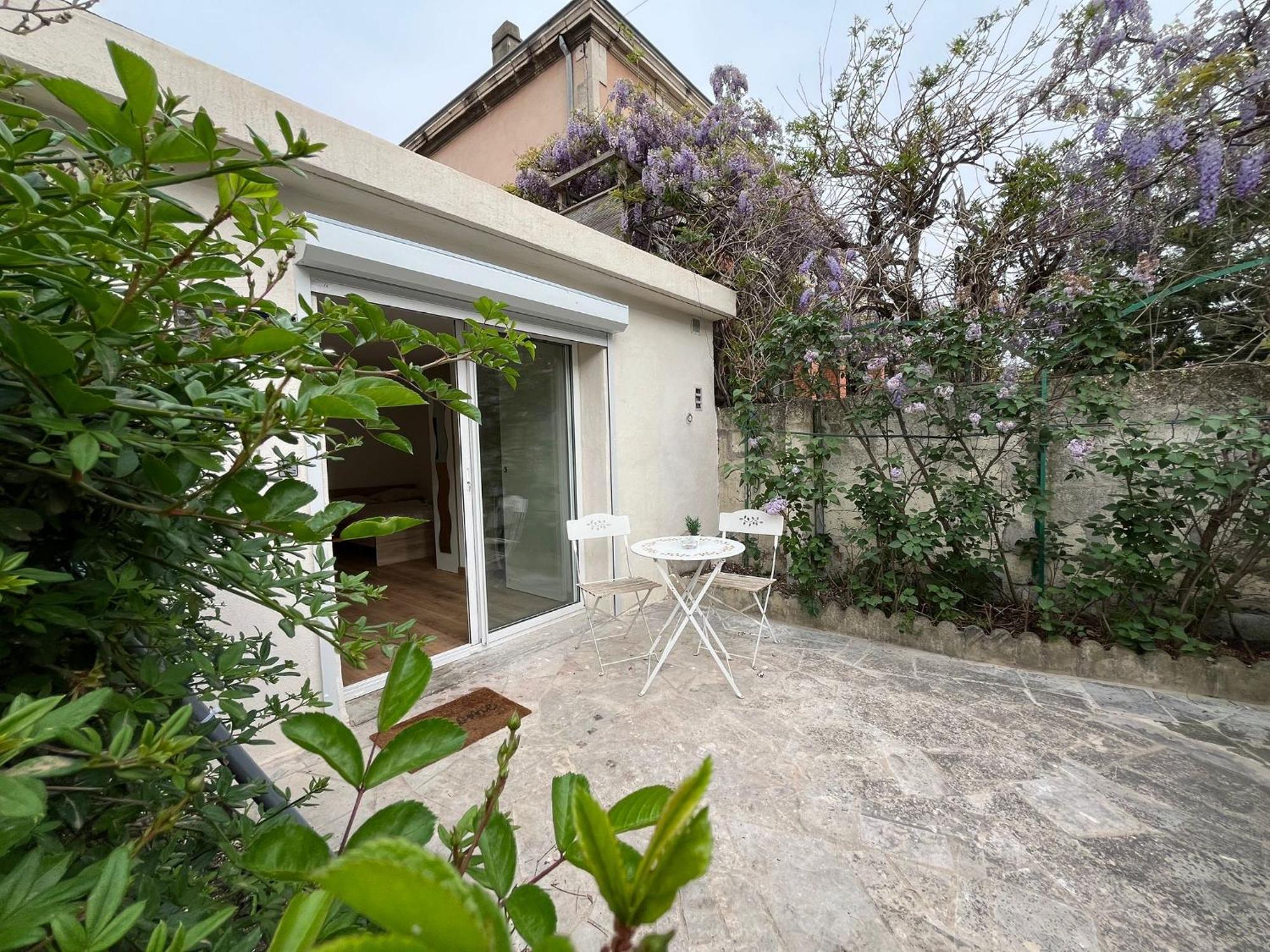Studio Avec Clim Et Terrasse Proche Du Centre Ville D'أفينيون المظهر الخارجي الصورة